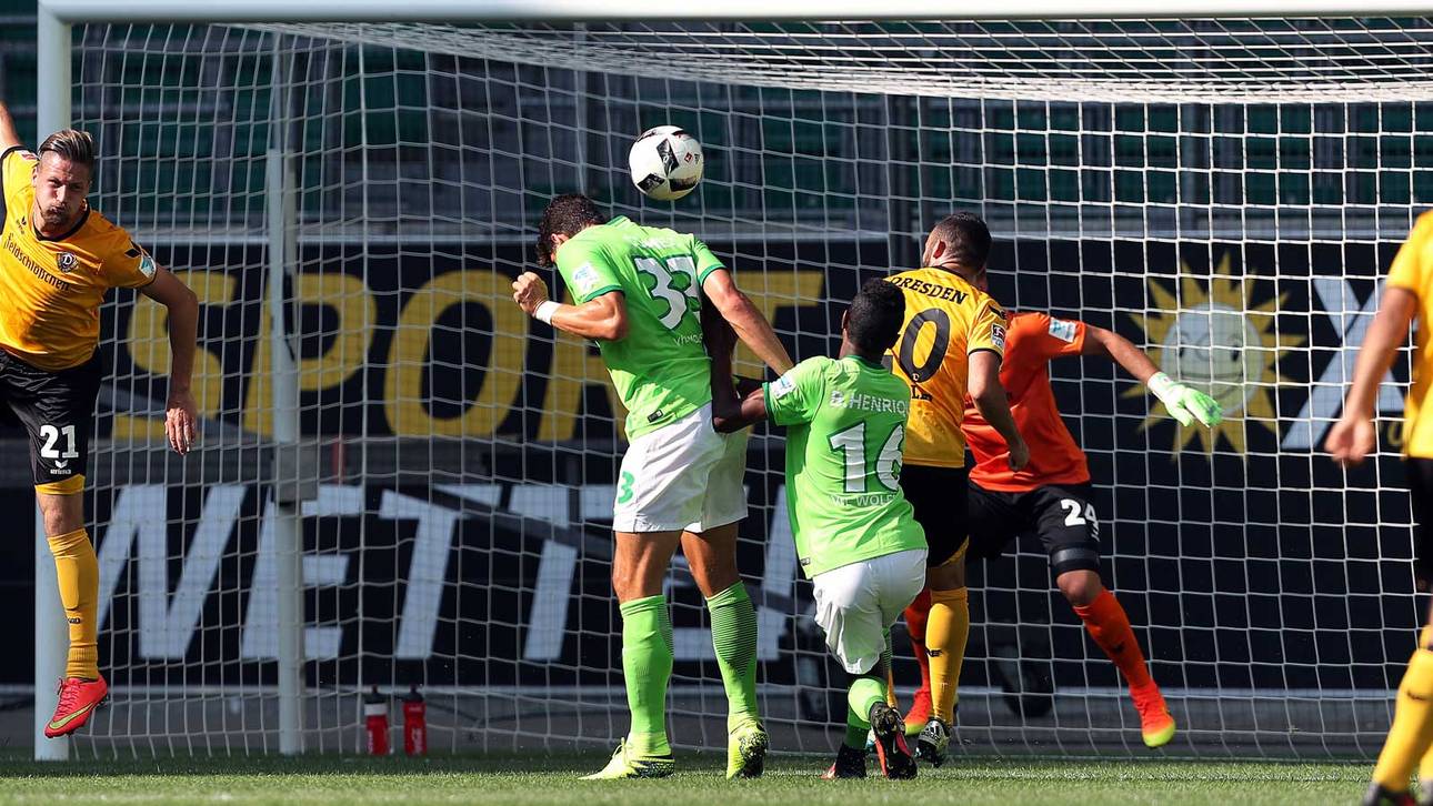 Gomez knipst beim ersten Spiel