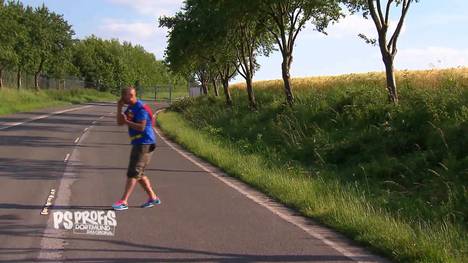 Timo ist 33 Jahre alt und ein waschechter Dortmunder. Und als echter Ruhrpottler kennt er die PS PROFIS von der ersten Folge an. Jetzt braucht er ihre Hilfe: Timo sucht bereits seit langer Zeit nach besonders viel Auto für wenig Geld. Eine echte Chance sieht er dabei in Ladenhütern, die keiner haben will – sprich Autos, die unterschätzt werden, aber alles liefern, was das automobile Herz begehrt. Im Budget ist er dabei recht flexibel. Mehr als 14.000 Euro sollten es aber nicht sein.
