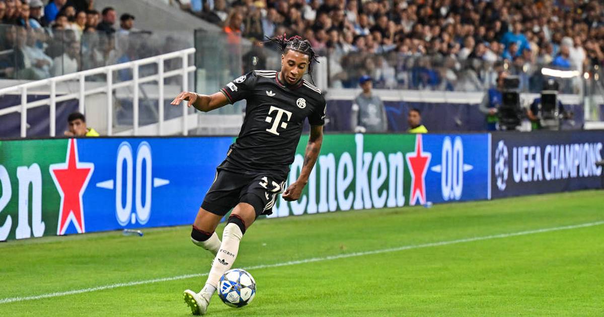 FC Bayern: Brilliant Olise alienates the crowd - SPORT1 individual player ...