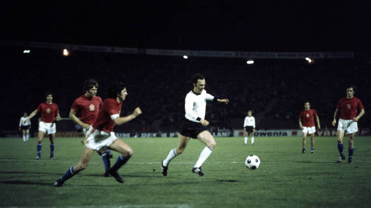 Im Finale von Belgrad schlugen sie Beckenbauer, Müller, Hoeneß und Co. im dramatischen Elfmeterschießen mit 5:3 nach einem 2:2 über 120 Minuten