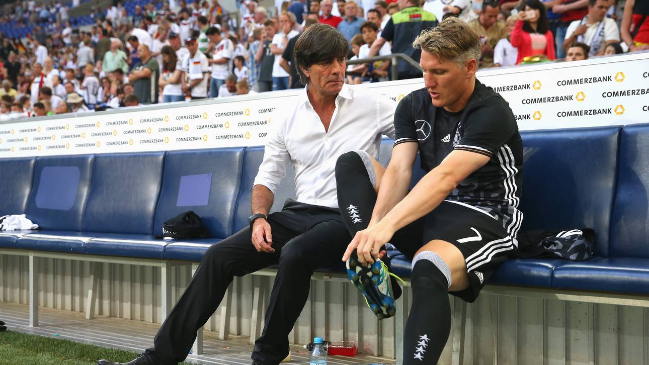 Schweinsteiger-Aus: Löw stützt Mou