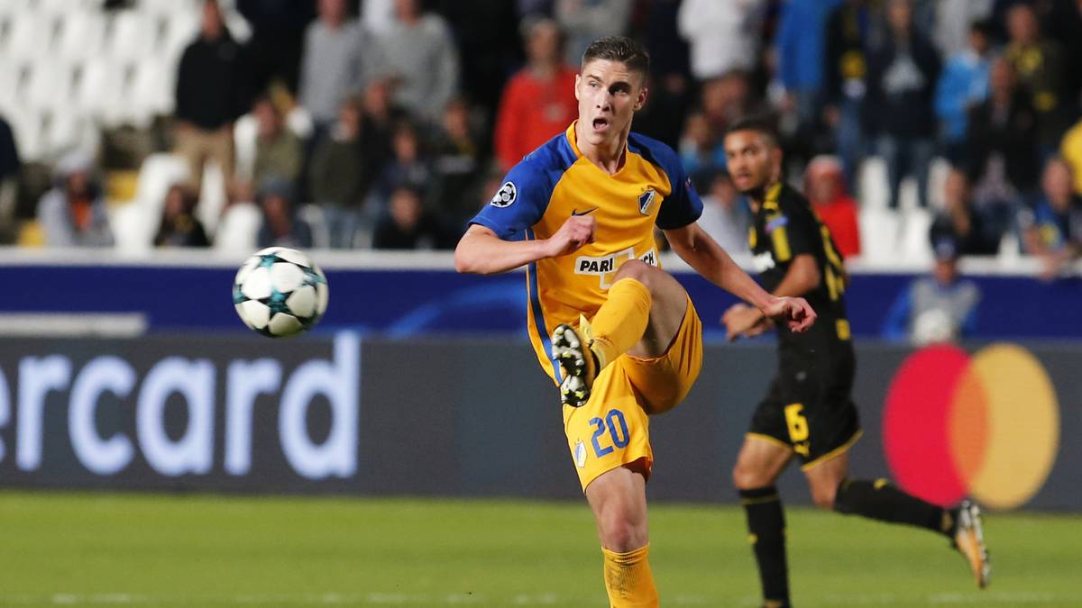 SC FREIBURG - ZUGÄNGE: Roland Sallai (APOEL Nikosia/4,5 Millionen Euro), Luca Waldschmidt (Hamburger SV/5 Millionen), Dominique Heintz (1. FC Köln/3 Millionen), Philipp Lienhart (Real Madrid/2 Millionen), Jerome Gondorf (Werder Bremen/1,3 Millionen), Mark Flekken (MSV Duisburg/800.000), Brandon Borrello (1.FC K'lautern/ablösefrei)