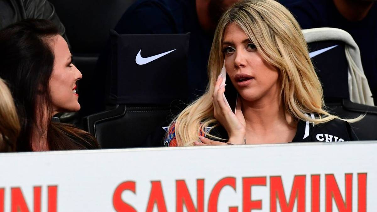 Nun fädelte sie in ihrer Funktion als Spielerberaterin den Deal mit PSG ein. Ein Deal in der Größenordnung von 70 Millionen Euro. Das ist die Gesamtsumme aus Leihgebühr und Kaufoption