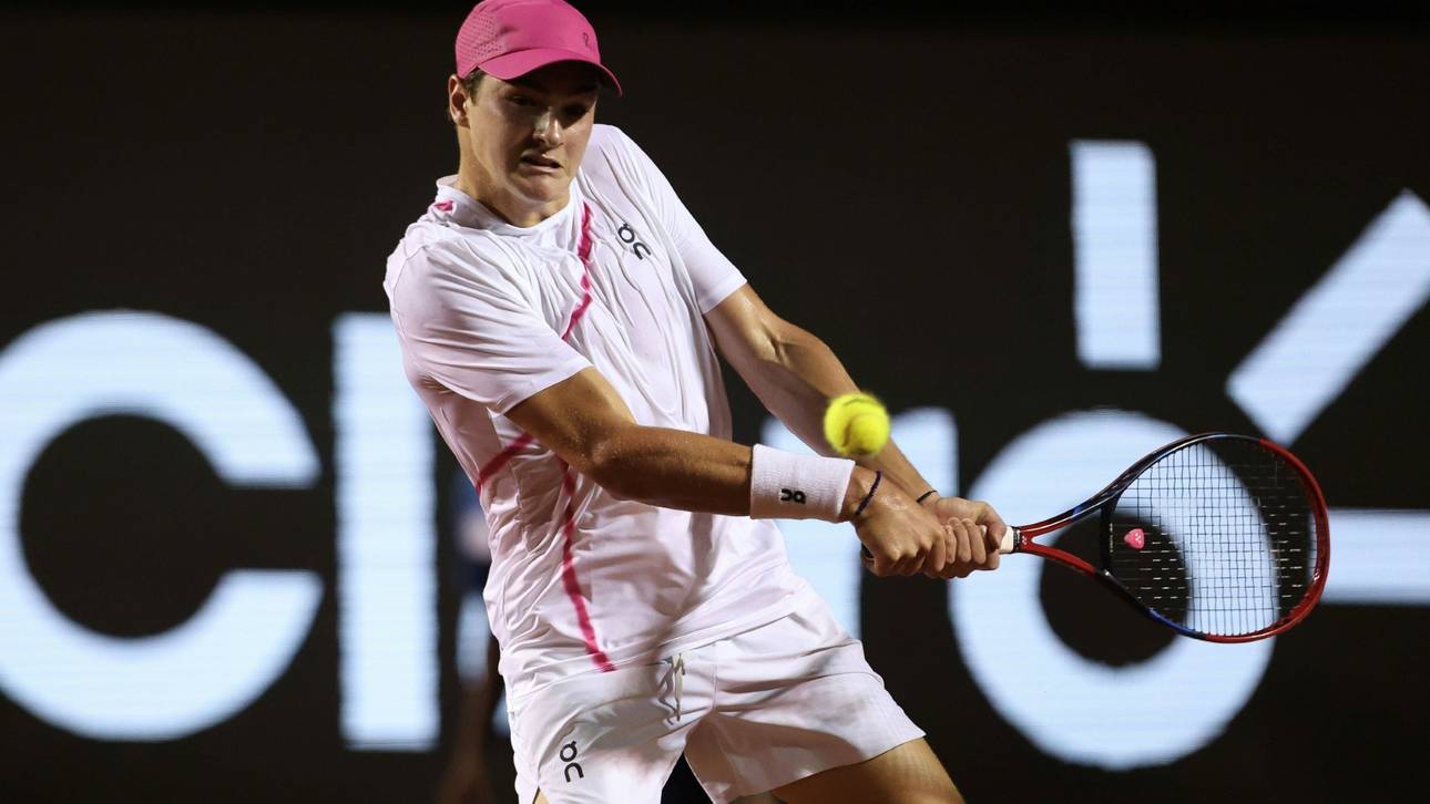 Tennis-Teenie mischt Establishment auf