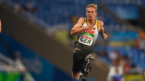 Johannes Floors gewann bei den Paralympics 2016 mit der 4-mal-100-Meter-Staffel die Goldmedaille