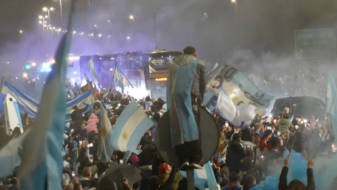 WM 2026: Wer ist hier Weltmeister? Irre Bilder aus Argentinien