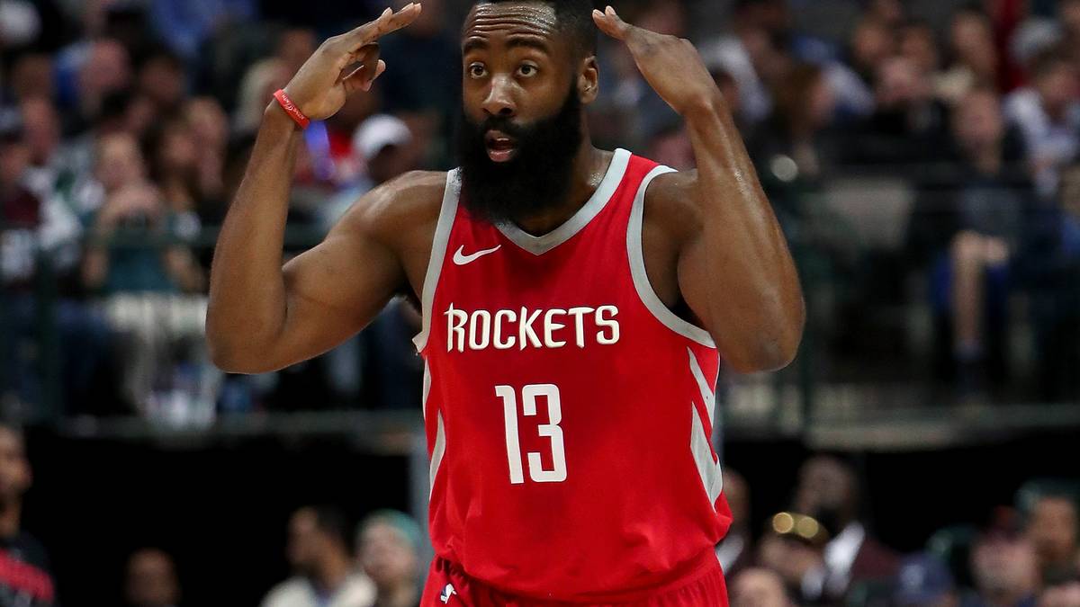 PLATZ 1 - HOUSTON ROCKETS: Die Ankunft von Chris Paul hat James Harden nicht geschadet. Der Guard ist der Favorit auf den MVP-Titel, seine Rockets sicherten sich die beste Bilanz der Liga und damit Heimvorteil in den Playoffs. Minnesota in Runde eins sollte nicht zum Stolperstein werden