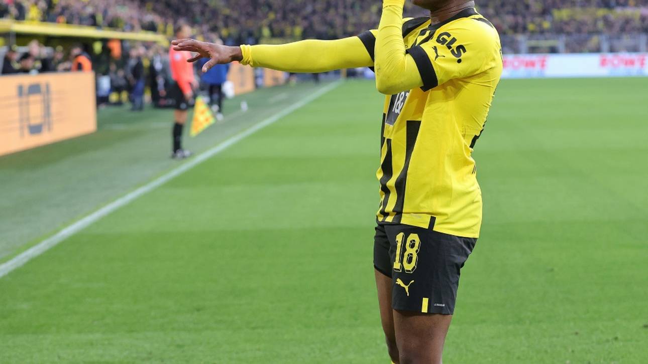 Jüngster Spieler mit zehn Toren: Moukoko löst Wirtz ab