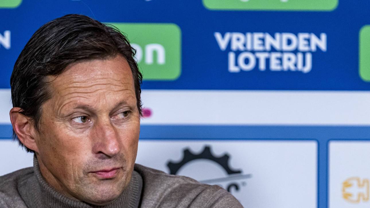 PSV: Unangenehme Fragen an Schmidt