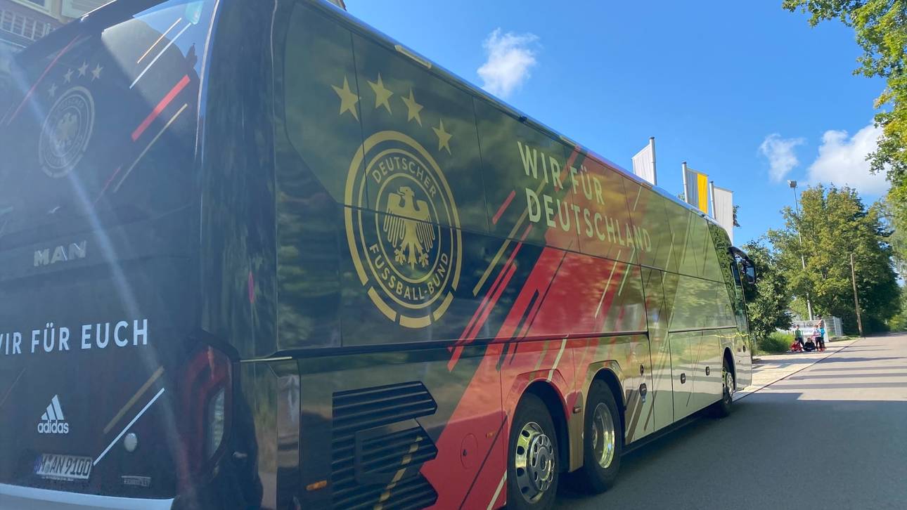 Kein Flug! DFB-Team reagiert auf Shitstorm