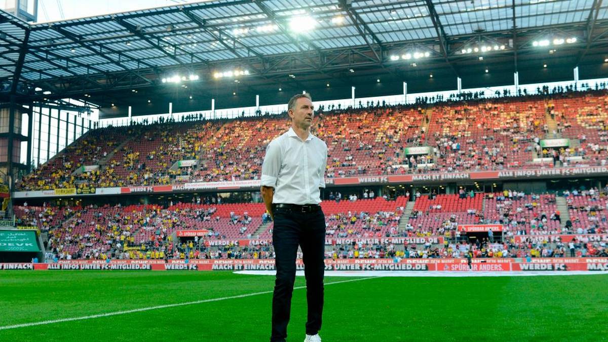 ACHIM BEIERLORZER (1. FC KÖLN, Vertrag bis 2021): Der 51-Jährige hat den Aufsteiger erst zu Saisonbeginn übernommen, muss aber nun bereits wieder seinen Hut nehmen, nachdem es nun gegen Hoffenheim in der Nachspielzeit ein bitteres 1:2 setzte. Für ihn übernehmen interimsmäßig André Pawlak und Manfred Schmid
