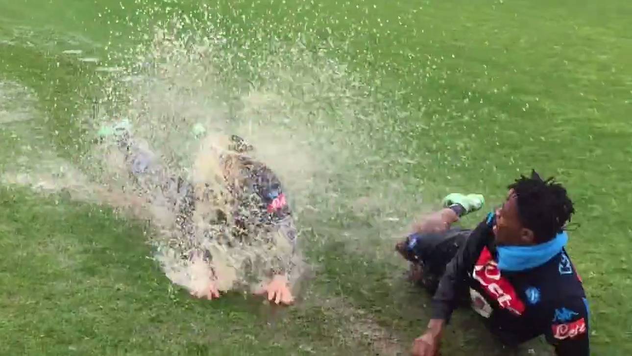 Wilde Wasserschlacht beim SSC Neapel