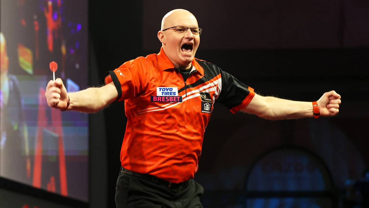 Darts WM 2023: Mickey Mansell schlägt Ben Robb mit 3:1 in der ersten Runde