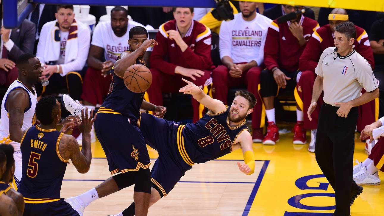 Currys böser Zwilling brilliert