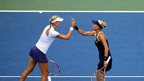 Jekaterina Makarowa und Jelena Wesnina gewannen im Doppel 2013 die French Open