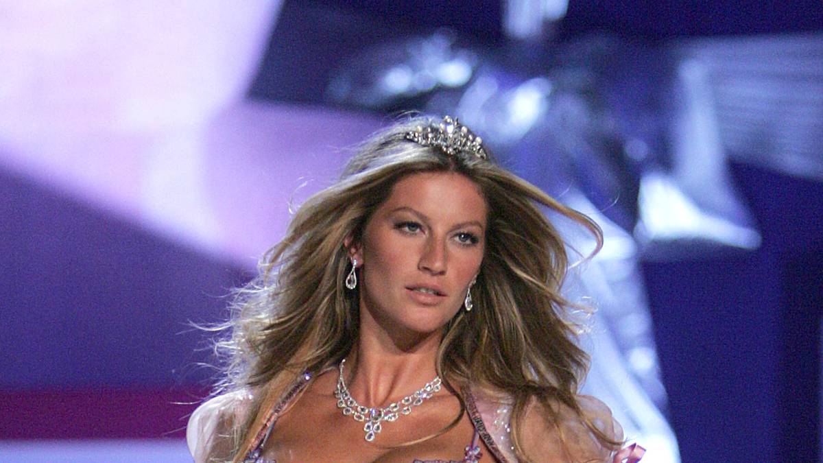 Die vor allem durch Modeschauen für die Unterwäschemarke Victoria's Secret bekannte Brasilianerin und der der Star-QB verloben sich zwei Jahre später, im Februar 2009 folgt die Hochzeit