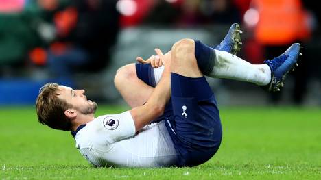 Premier League, Tottenham Hotspur: Harry Kane am Knöchel verletzt , Tottenhams Harry Kane verletzt sich gegen Manchester United am Knöchel