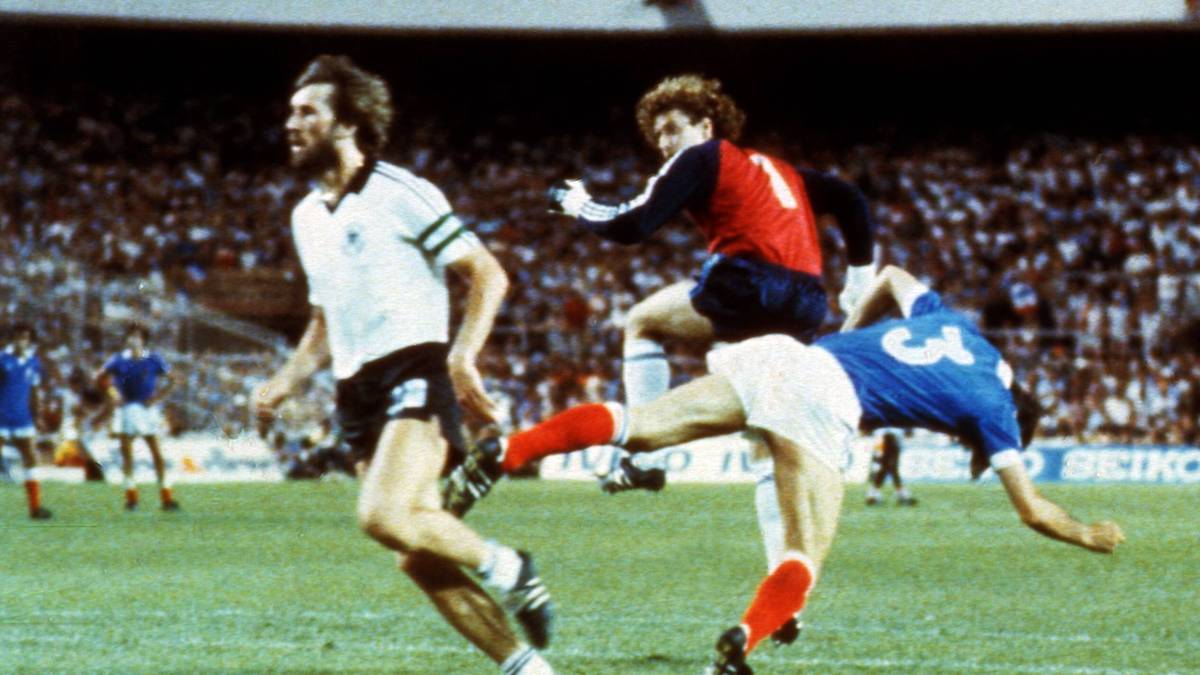 PATRICK BATTISTON: Ist auch jedem älteren deutschen Fußballfan noch ein Begriff als der Franzose, den DFB-Keeper Toni Schumacher im WM-Halbfinale äußerst rustikal aus dem Weg räumte, als er alleine auf das deutsche Tor zusteuerte. War kurz bewusstlos, verlor zwei Zähne, erlitt Wirbelverletzungen und eine Gehirnerschütterung