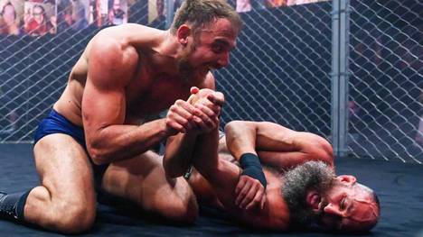 Timothy Thatcher (l.) und Tommaso Ciampa werden bei WWE von Rivalen zu Partnern