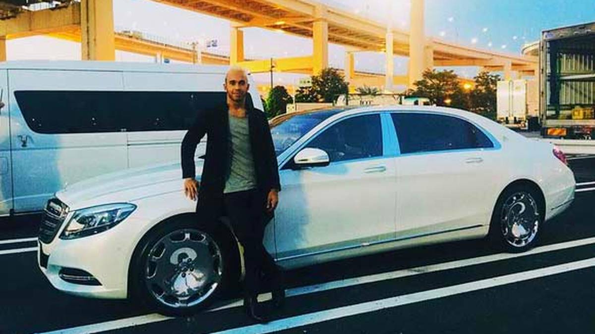 Lewis Hamiltons neuestes Prachtstück ist ein Mercedes-Maybach S600. Box-Champ Floyd "The Money" Mayweather besitzt diesen kostspieligen Wagen ebenfalls