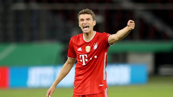 Bayern Munich's German forward Thomas Mueller reacts during the German Cup (DFB Pokal) final football match Bayer 04 Leverkusen v FC Bayern Munich at the Olympic Stadium in Berlin on July 4, 2020. (Photo by Alexander Hassenstein / POOL / AFP) / DFB REGULATIONS PROHIBIT ANY USE OF PHOTOGRAPHS AS IMAGE SEQUENCES AND QUASI-VIDEO. (Photo by ALEXANDER HASSENSTEIN/POOL/AFP via Getty Images)