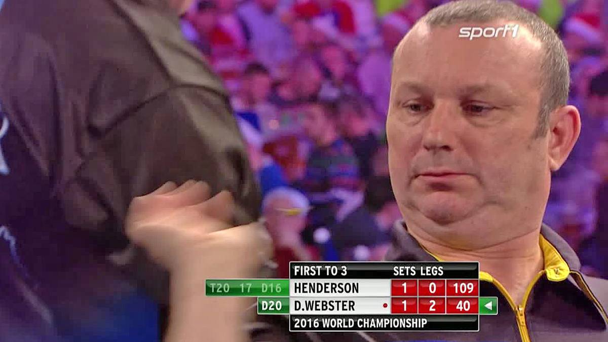 Darren Webster ist eine Runde weiter. Dabei zeigt er nicht nur seine Darts-, sondern auch seine Kung-Fu-Fähigkeiten gegen eine Biene