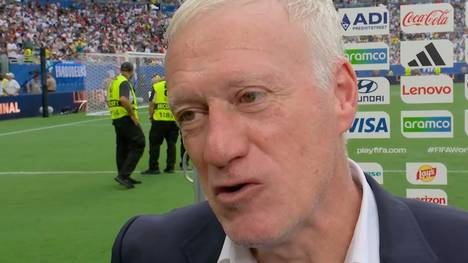 Didier Deschamps verabschiedet sich mit einer spektakulären 4:6-Niederlage im Spiel um Platz 3 gegen England von der französischen Nationalmannschaft. Dennoch blickt der Übungsleiter mit einem Lächeln zurück.