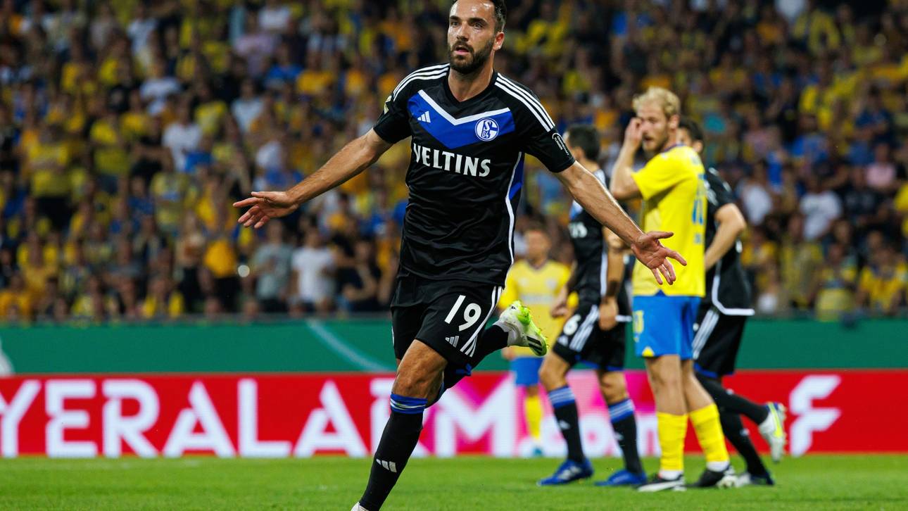 Sieg im Pokal: Schalke kommt in Schwung