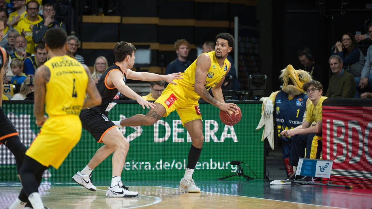 Ulm behauptet Tabellenführung