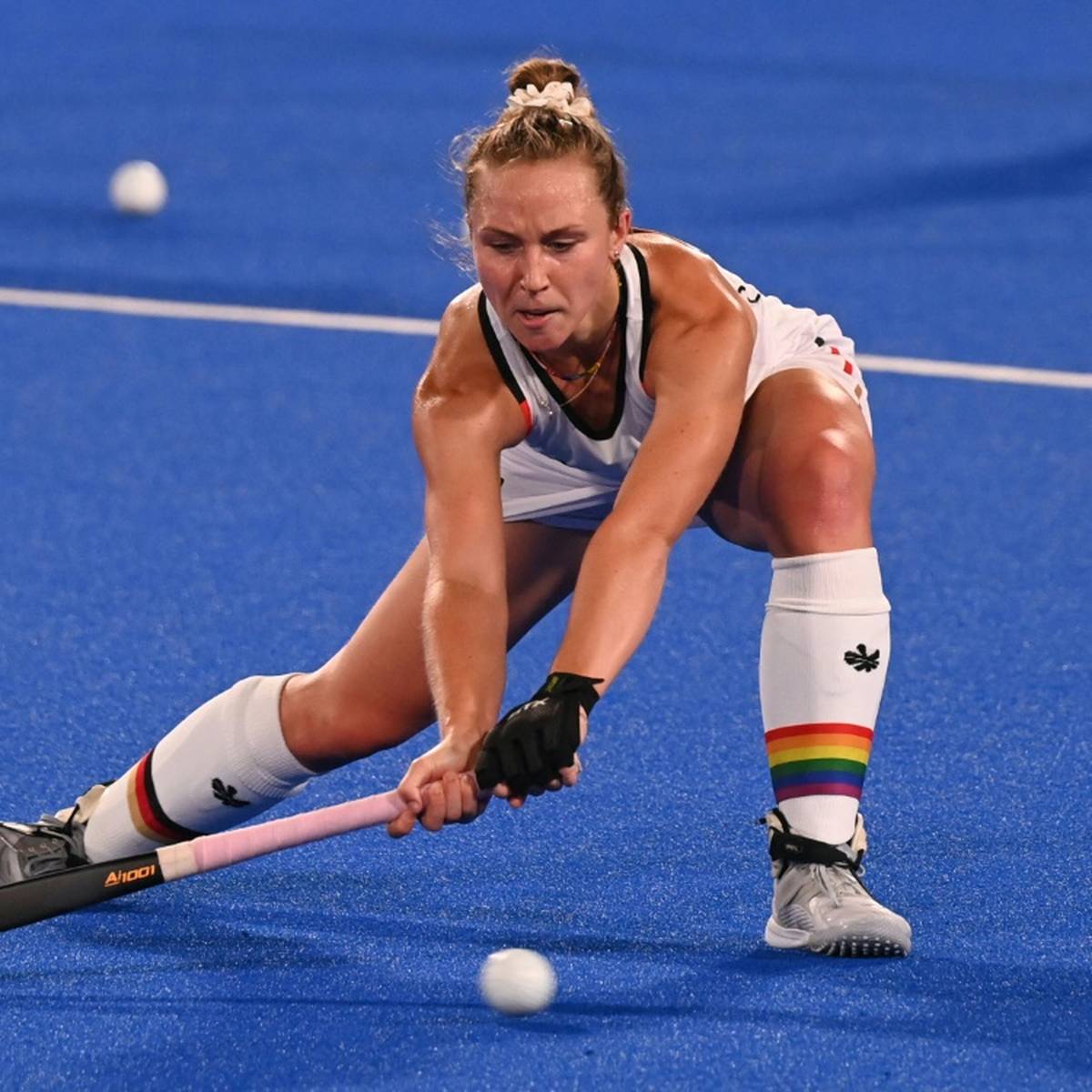 Die deutschen Hockey-Frauen haben bei der WM in den Niederlanden und Spanien im zweiten Spiel ihre erste Niederlage kassiert.