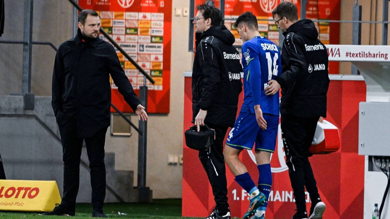 Bundesliga: Bayer Leverkusen bangt um Stürmerstar Patrik Schick