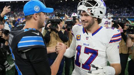 Stars unter sich: Jared Goff und Josh Allen (r.)