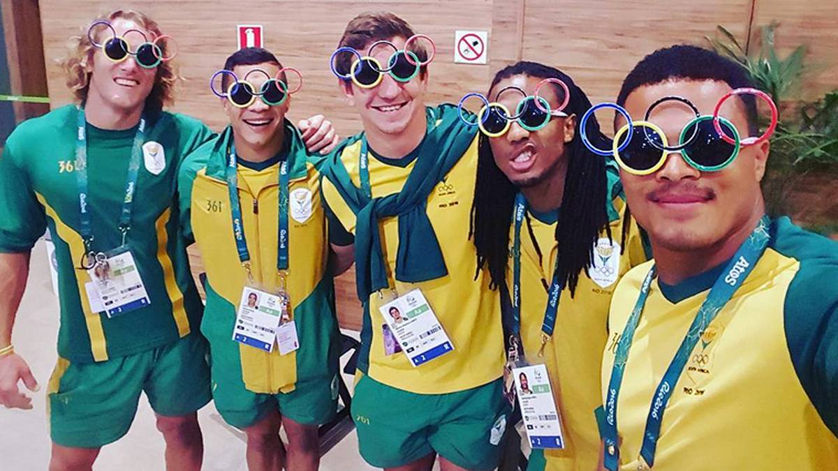 Die Australier spielen verrückt bei Olympia - kein Wunder nach dem Medaillensegen an den ersten Tagen. Ob die Rugby-Sieben da nachlegt und mit diesem Schnappschuss den Gegnern Angst einflößt?