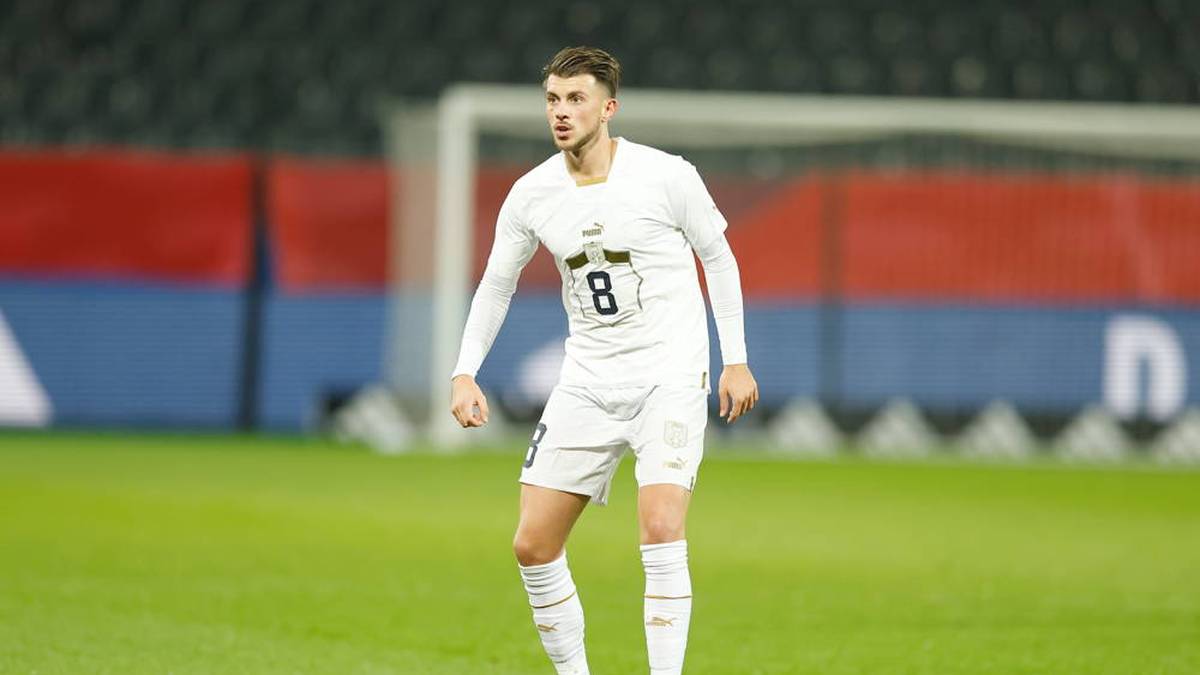 Lazar Samardzic (22 Jahre, Serbien): Der gebürtige Berliner spielte bereits in deutschen U-Auswahlen und soll nun dem serbischen Mittelfeld Stabilität verleihen. Nach dem Turnier könnte der für Udine aktive Youngster für über 20 Millionen Euro zu einem Top-Klub wechseln. Als heißester Kandidat gilt SSC Neapel. 