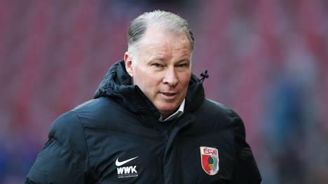 Geschäftsführer Stefan Reuter verteidigt das Teamtraining des FC Augsburg