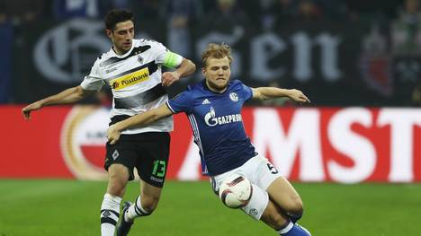 FC Schalke 04 v Borussia Moenchengladbach - UEFA Europa League Round of 16: First Leg