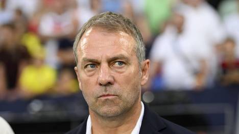 Bundestrainer Hansi Flick hat ein Jahr vor der Heim-EM das Vertrauen der deutschen Fußballfans verloren. 