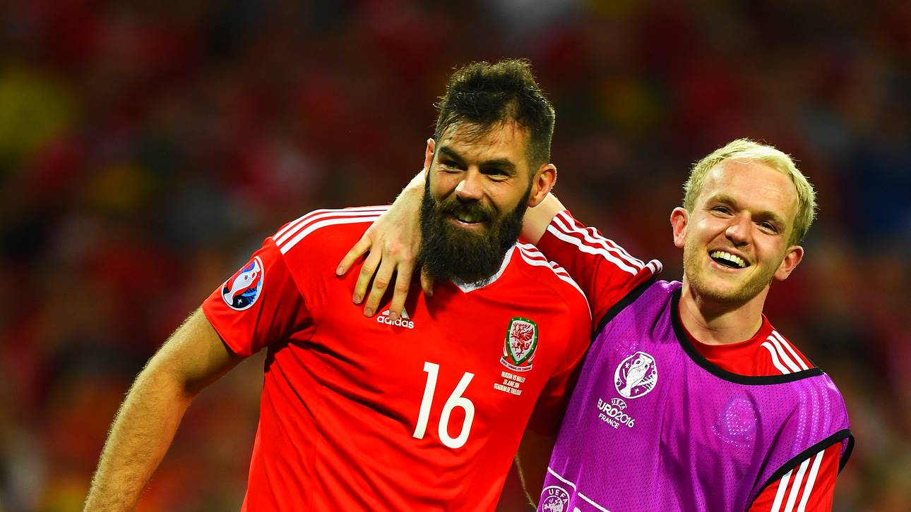 Verpasst Wales-Star eigene Hochzeit?