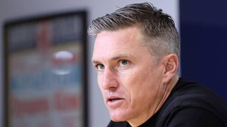 Der VfL Osnabrück gibt seinem Aufstiegscoach Tobias Schweinsteiger den Laufpass. 