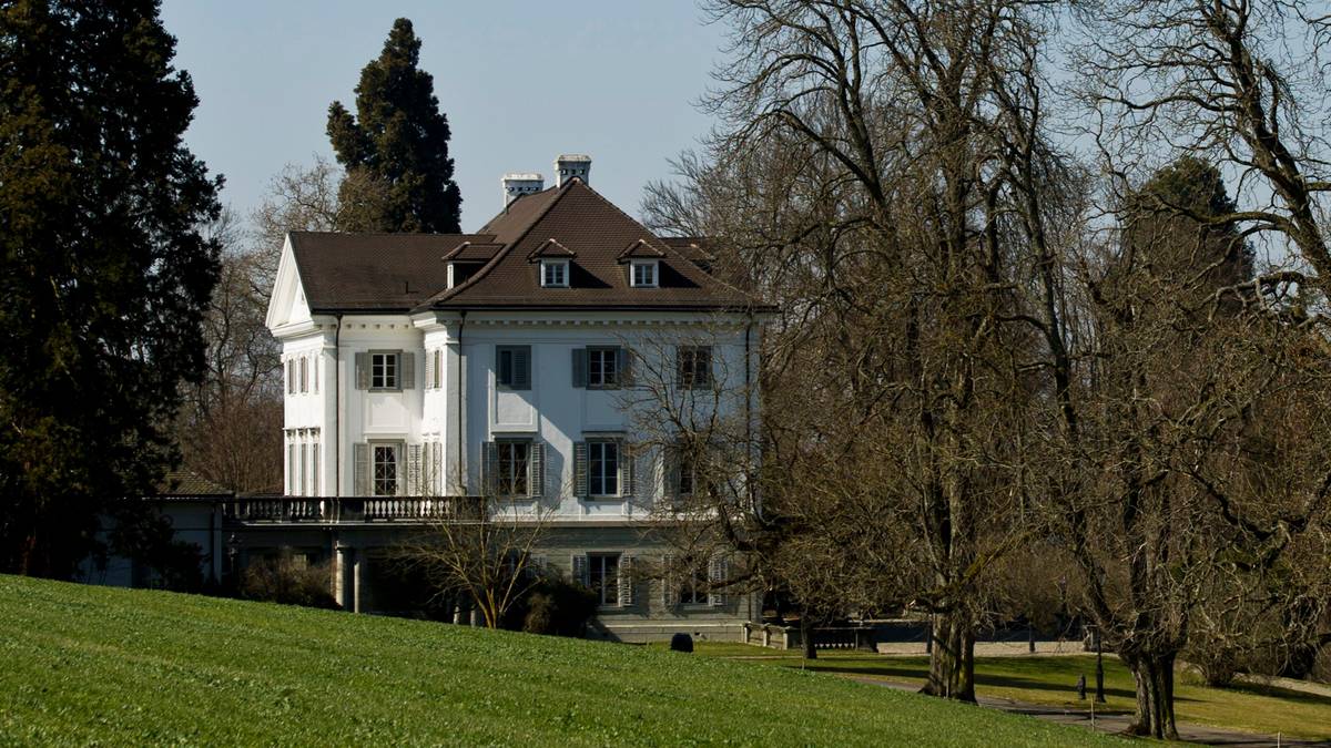 SEBASTIAN VETTEL: My home is my castle: Bei Sebastian Vettel könnte dieser Spruch bald nicht nur sprichwörtlich gelten. Der Formel-1-Star soll großes Interesse an diesem Prachtbau haben