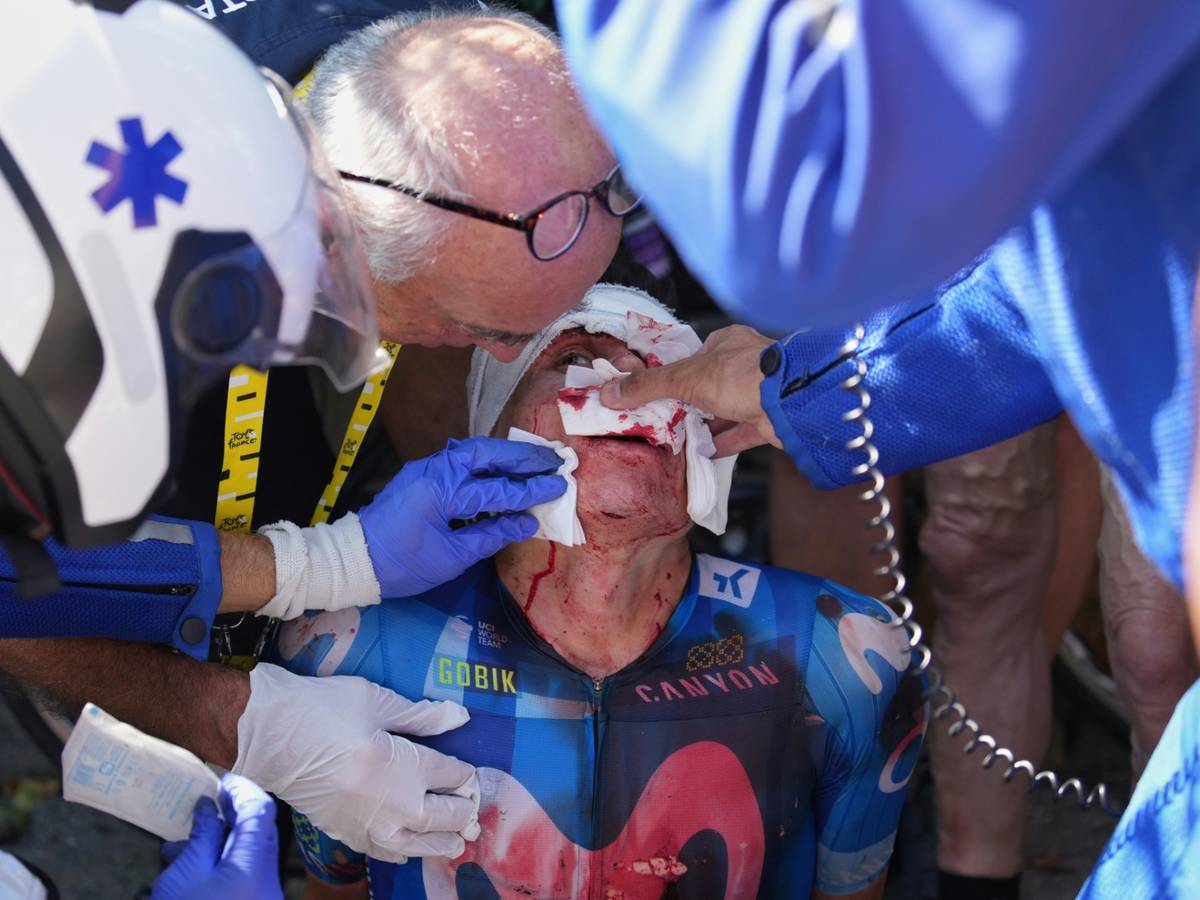 Tour de France: Entschuldigung nach heftigem Crash in Auto