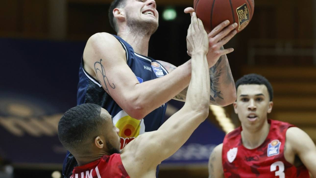 Merlins siegen in Oldenburg