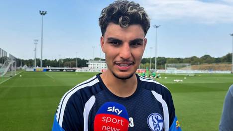 Schalke-Eigengewächs Mertcan Ayhan erklärt seine Entscheidung seinen Vertrag bei den Königsblauen vorzeitig zu verlängern.