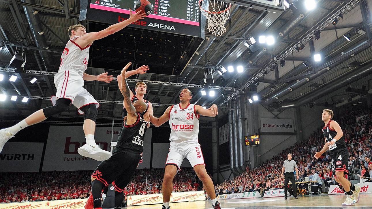 Bamberg per Sweep ins Halbfinale