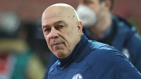 Christian Gross und Schalke wollen im Derby wichtige Punkte holen