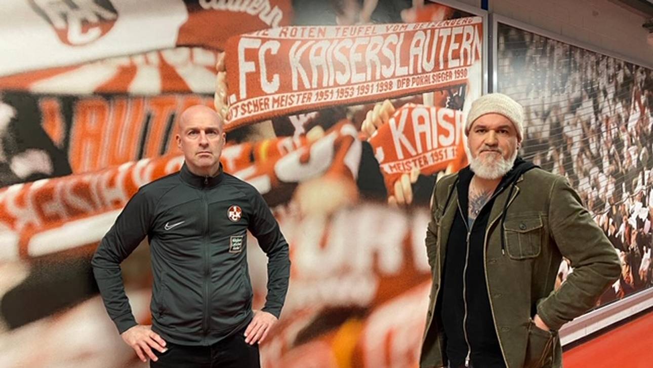 SPORT1-Reporter Reinhard Franke (r.) traf sich im Fritz-Walter-Stadion mit dem neuen FCK-Trainer Marco Antwerpen zum ersten Interview