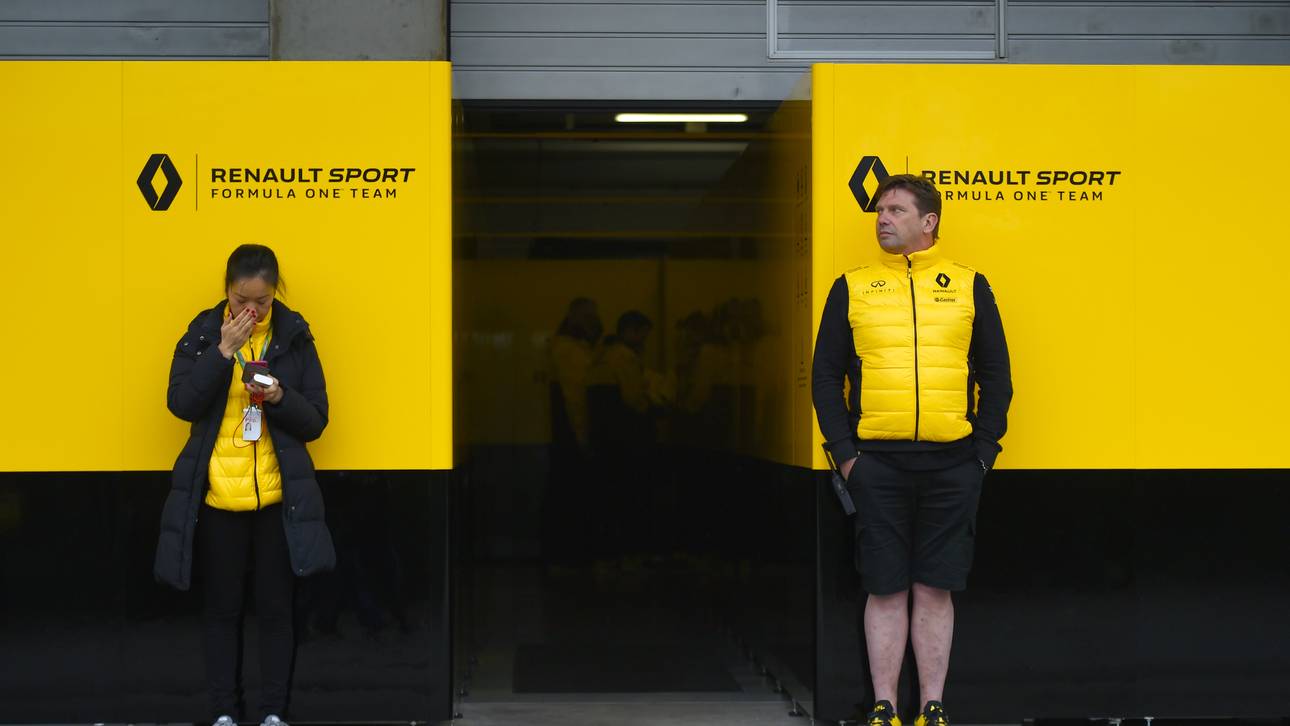 Renault holt Entwicklungsfahrer