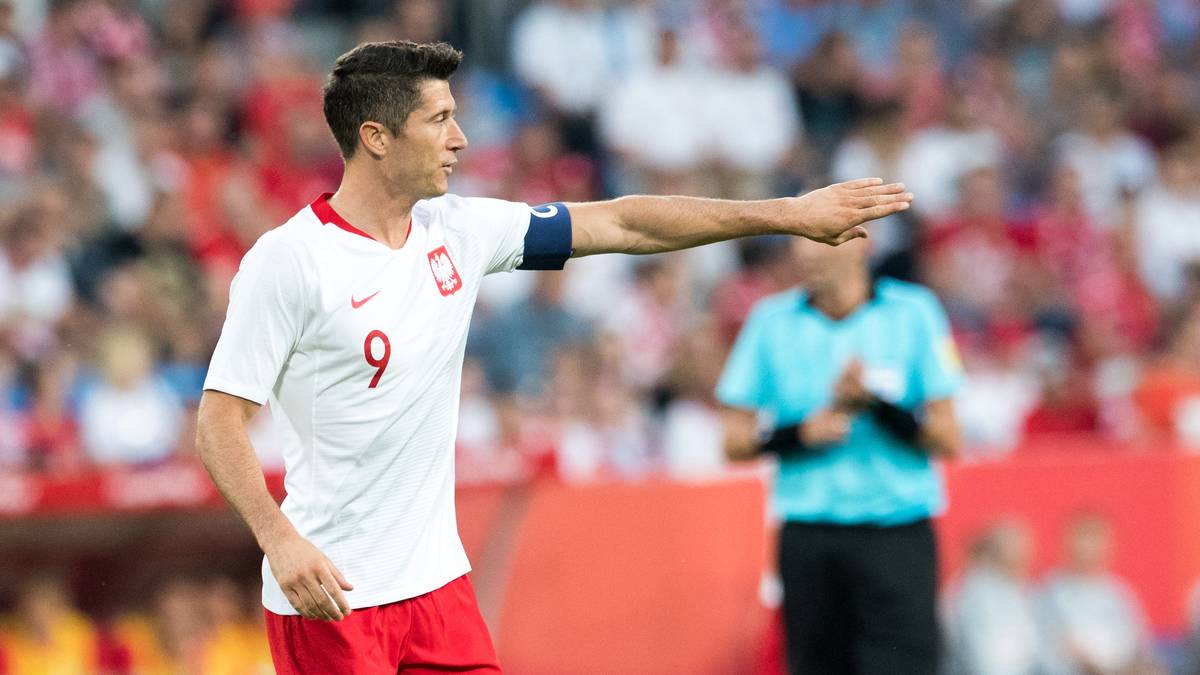 ROBERT LEWANDOWSKI (Polen): Bayerns Stürmer ist der große Hoffnungsträger der Polen. In 95 Länderspielen erzielte Polens Rekordtorschütze 55 Treffer. Seine 16 Tore bedeuteten zudem einen Rekord innerhalb einer europäischen WM-Qualifikationsrunde