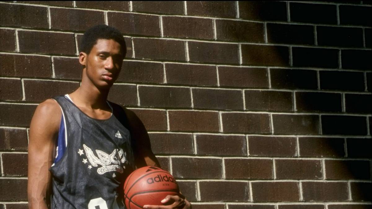 RANG 5 - DERMARR JOHNSON (6. Pick 2000, Atlanta Hawks): Als Highschool-Spieler des Jahres kam der "Super-Explosive" ans College, wo er mit Kenyon Martin spielte, nach seiner zweiten Saison bei den Hawks kam es zu einem schweren Autounfall