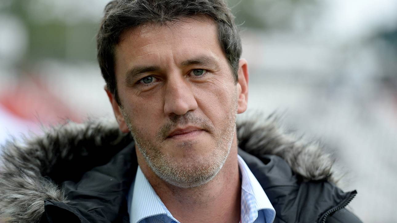 KSC macht Vujinovic zum Profi